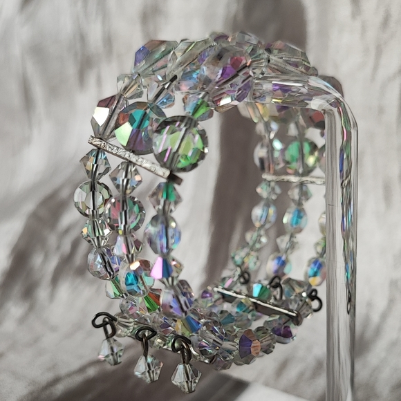 Triple Strand Vintage Memory Wire Crystal Clear Aurora Borealis Bracelet Small - Picture 2 of 12